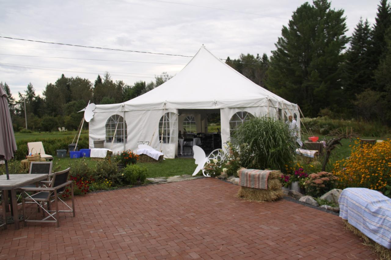 Auberge Taylor Manor Saint-Georges Exterior photo